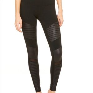 Alo Yoga Moto Leggings